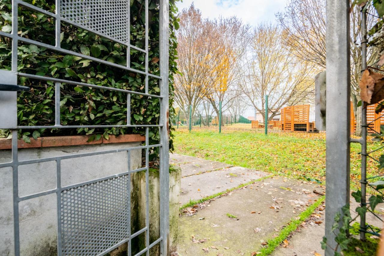 Appartamento Le Cornici Lucca Exterior foto